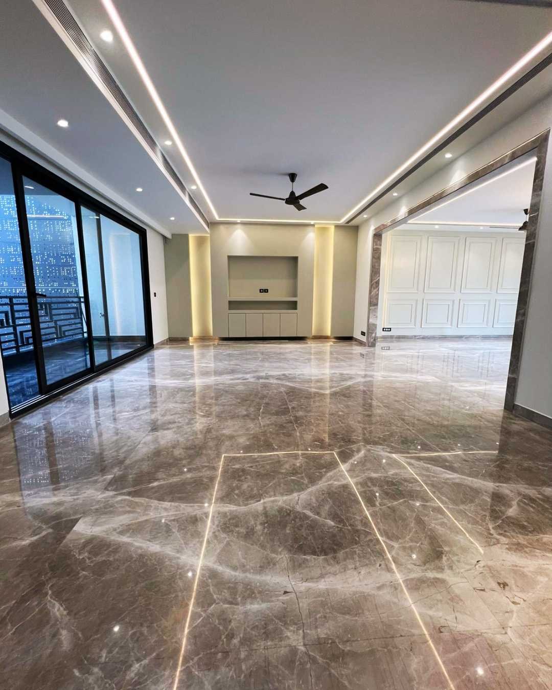 1022 sq yards dlf phase 2 5BHK