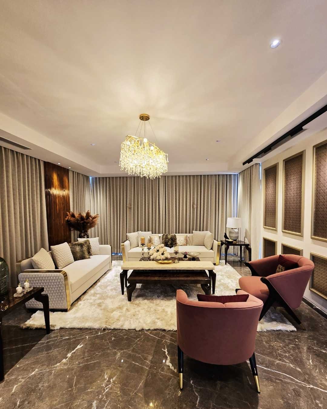 737 yards sushant lok 1 5bhk