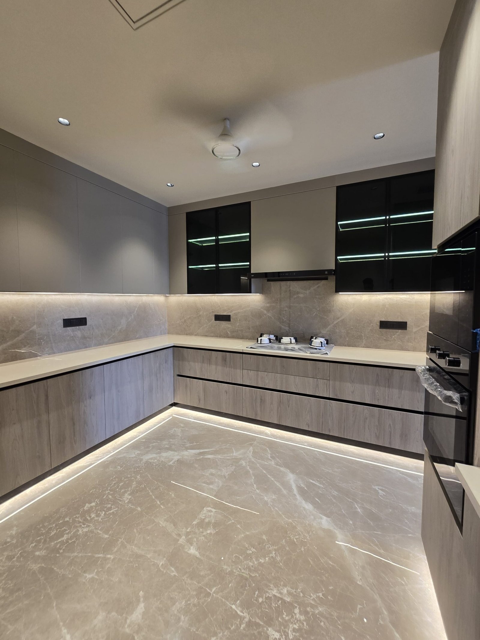 5 BHK builder floors in DLF Phase-1