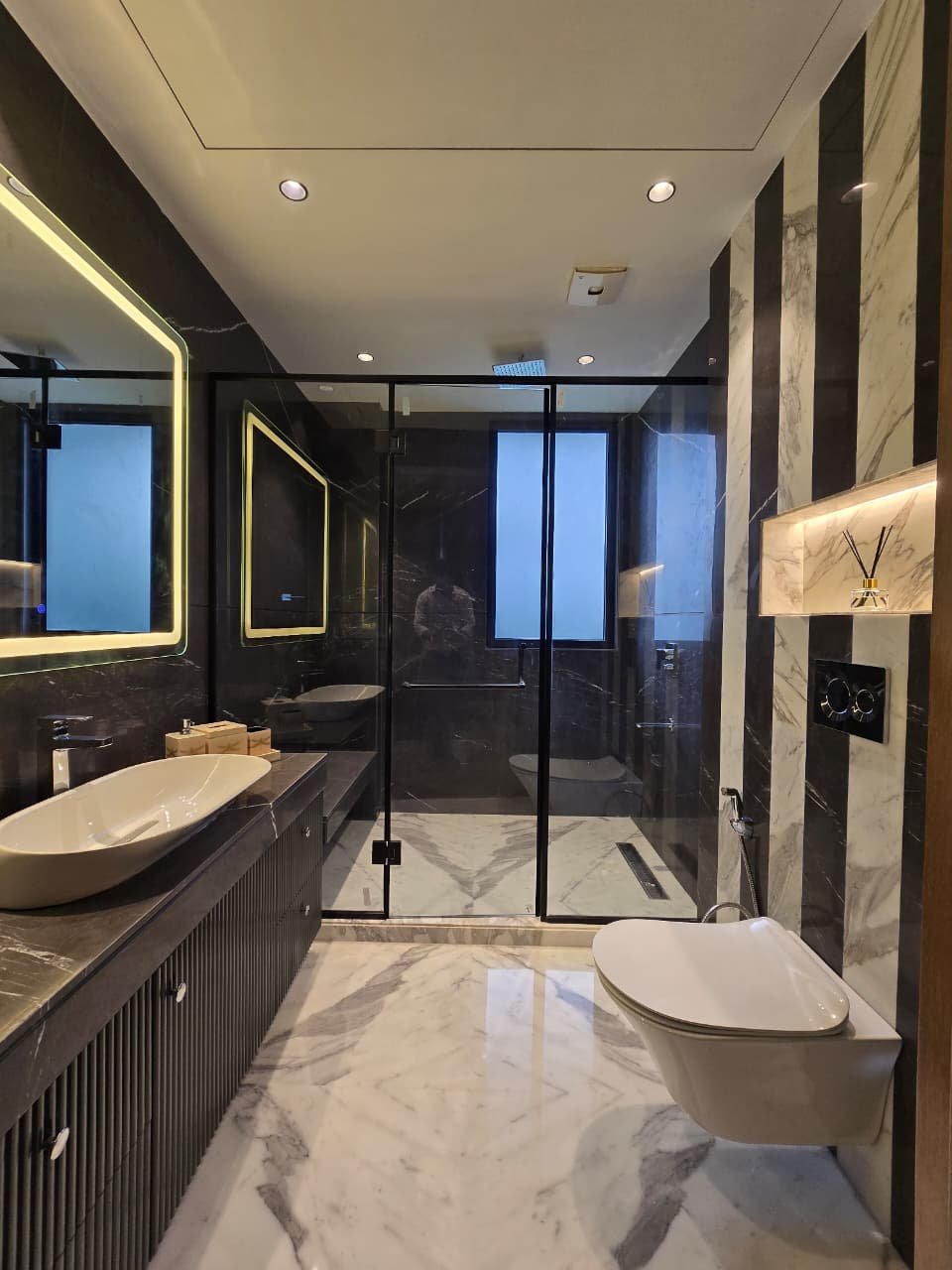 502 Square Yards 4 BHK builder floors in DLF Phase-1