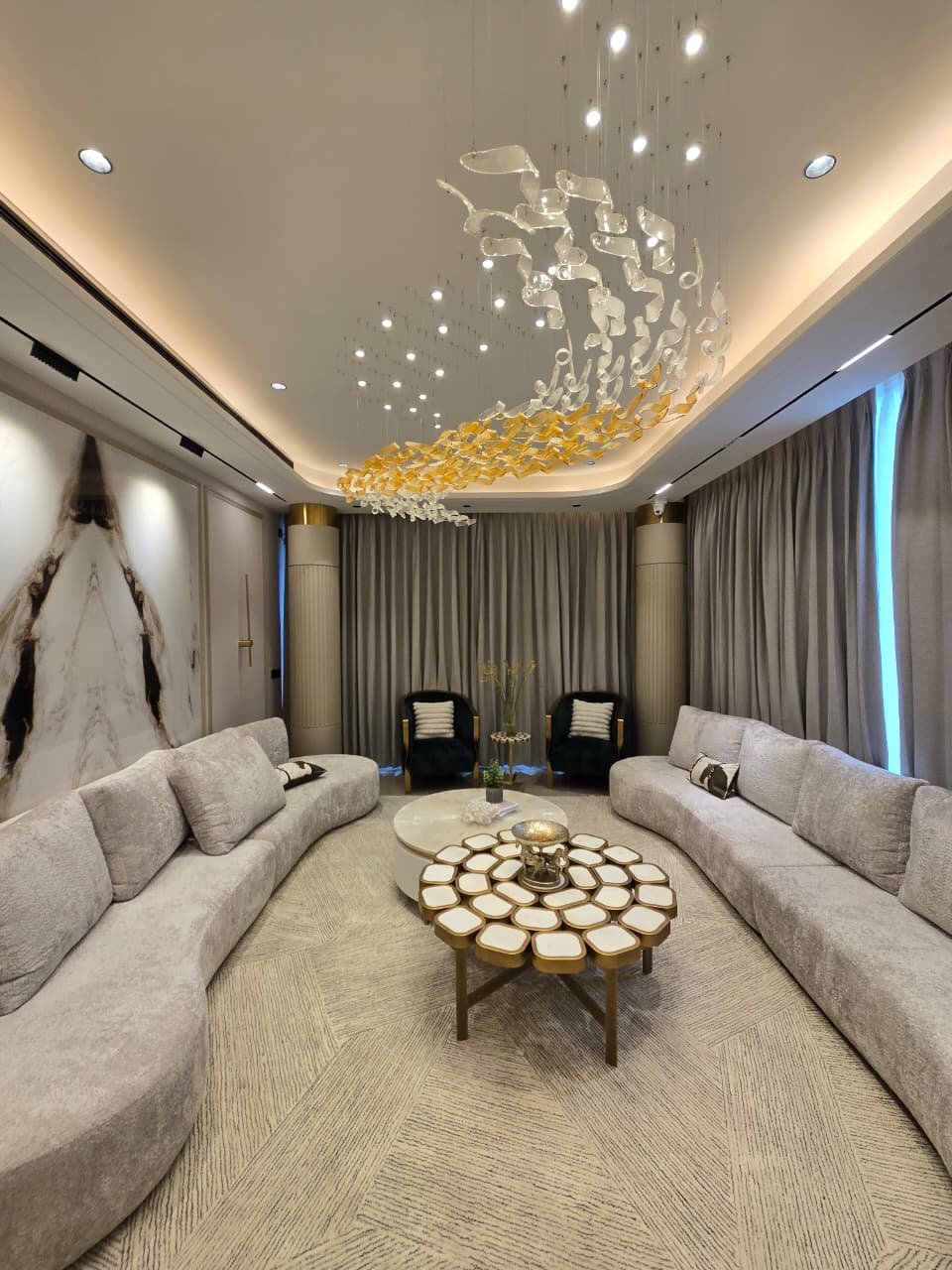 502 Square Yards 4 BHK builder floors in DLF Phase-1